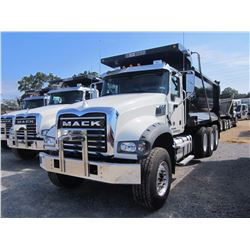 2017 MACK GU713 DUMP, VIN/SN:1M2AX07C6HM036386 - TRI-AXLE, 455HP MACK MP8 DIESEL ENGINE, ALLISON 450