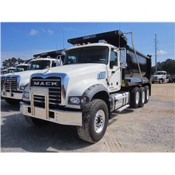 2017 MACK GU713 DUMP, VIN/SN:1M2AX07C9HM034194 - TRI-AXLE, 455 HP MACK MP8 ENGINE, 10 SPD MACK T310M