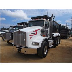 2015 KENWORTH T800 DUMP, VIN/SN:1NKDXPTX2FJ440205 - TRI- AXLE, 455 HP PACCAR MX-13 ENGINE, 8LL TRANS