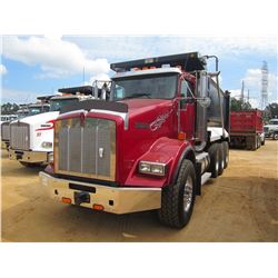 2015 KENWORTH T800 DUMP, VIN/SN:1NKDXPTXXFJ441456 - TRI-AXLE, 455 HP PACCAR MX-13 ENG, ALLISON A/T, 