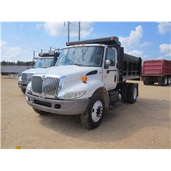 2005 INTERNATIONAL 4300 DUMP, VIN/SN:1HTMMAAN55H698512 - S/A, INTL DIESEL ENG, A/T, 29,000# GVW, AIR