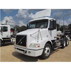 2010 VOLVO VNM64T TRUCK TRACTOR, VIN/SN:4V4MC9DF7AN286613 - T/A, 365 HP VOLVO D11 ENG, VOLVO A/T, 40