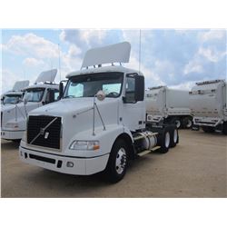 2010 VOLVO VNM64T TRUCK TRACTOR, VIN/SN:4V4MC9DF2AN286616 - T/A, 365 HP VOLVO D11 ENG, VOLVO A/T, 40