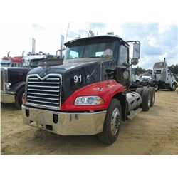 2004 MACK CX613 TRUCK TRACTOR, VIN/SN:1M1AE06Y84N020878 - T/A, MACK DIESEL ENG, 10 SPD TRANS, 40K RE