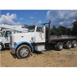 1988 PETERBILT 357 FLATBED TRUCK, VIN/SN:1XPALA0X6JN260811 - TRI-AXLE, 7 SPD TRANS, 25' FLATBED BODY
