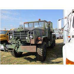 MILITAY M936A-1 TRUCK WRECKER, VIN/SN:C53601051 - T/A, 240 HP CUMMINS DIESEL ENG, A/T, 10,000# TELES