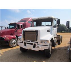 2005 VOLVO TRUCK TRACTOR, VIN/SN:4V4KC9GFX5N391929 - VE D12 VOLVO ENG, 10 SPD TRANS, 40K REARS, SPRI