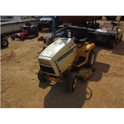 CUB CADET 1862 RIDING MOWER, VIN/SN:827468 - 46" DECK, GRASS BAGGER