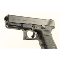 Glock 19 Gen 3 9mm SN: HRH301