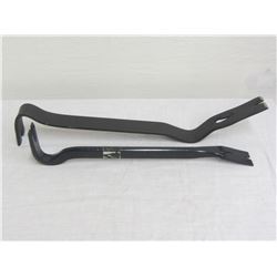 Set of 2 pry bars