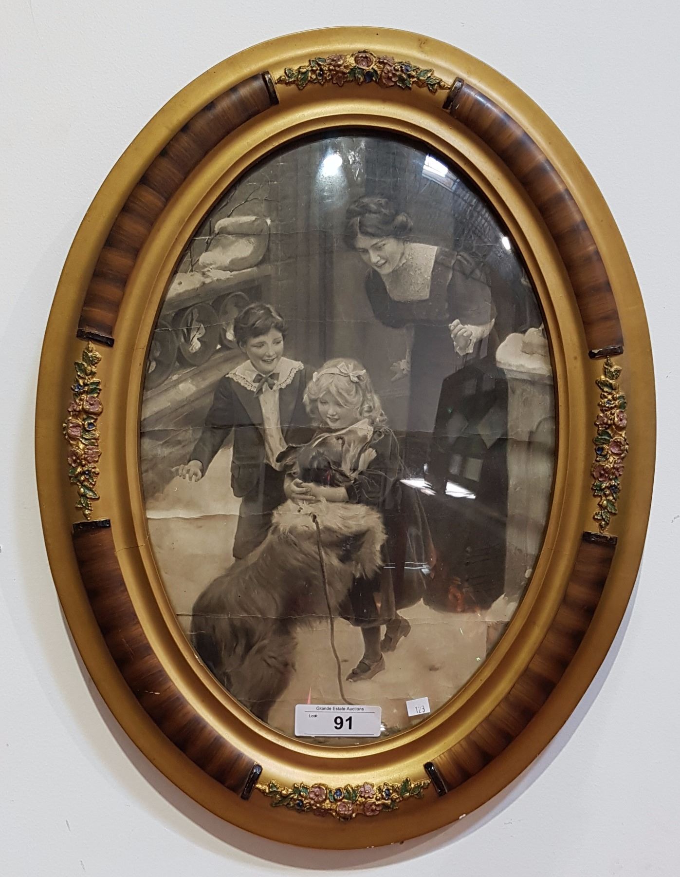 GILT OVAL FRAMED PRINT W/CONVEX GLASS