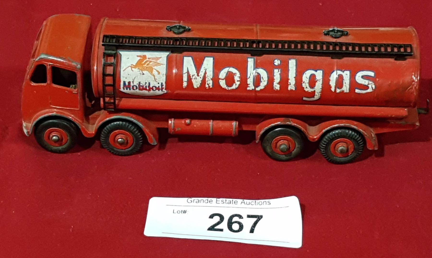 AUTHENTIC 1950'S MOBIL OIL DIE CAST TANKER TRUCK BY DINKY SUPER TOYS