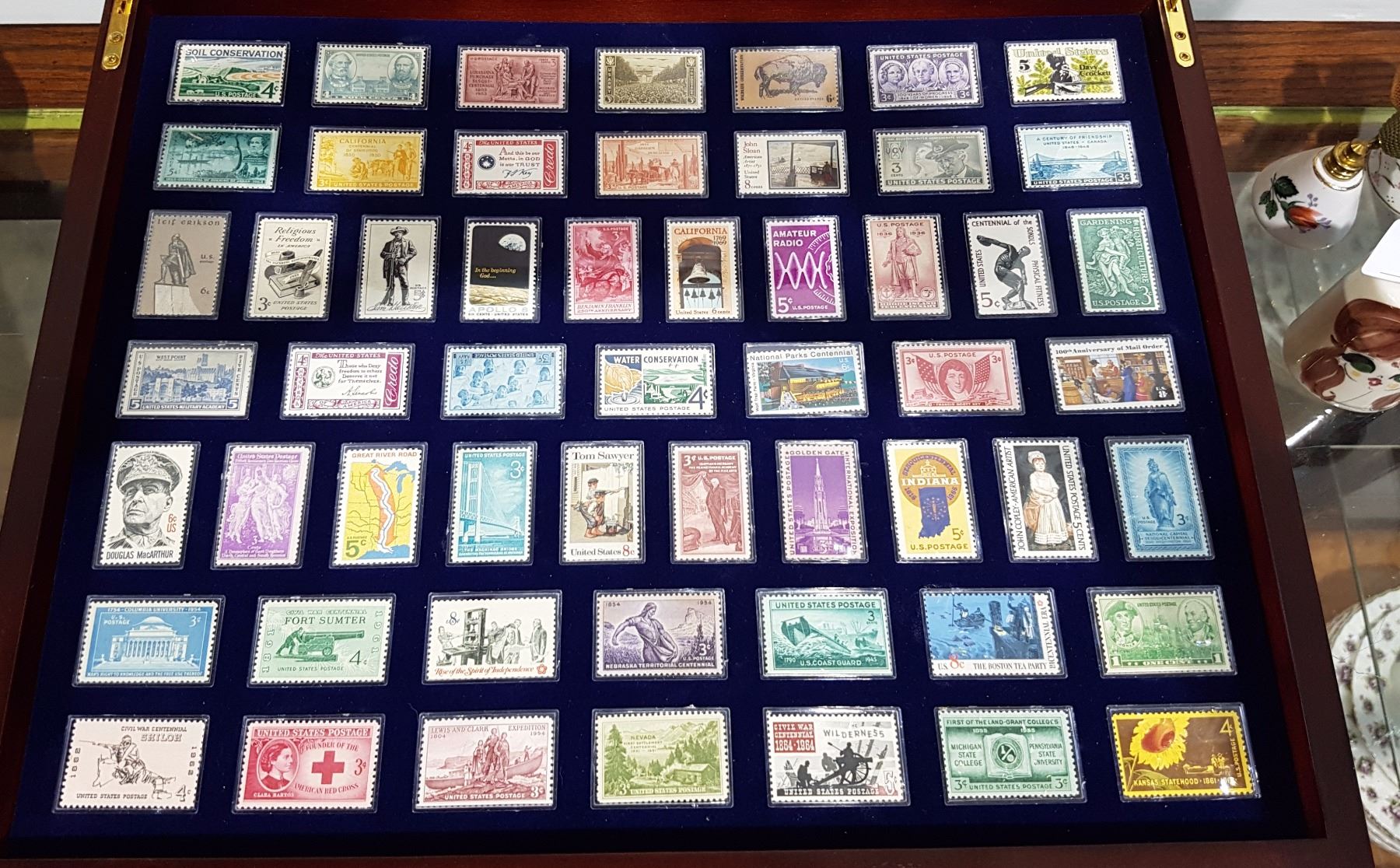 COMPLETE HISTORIC STAMPS OF AMERICA STAMP COLLECTION IN CASE