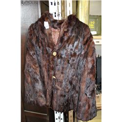 LADIES FUR CAPE