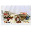 Image 1 : BOX OFLOT OF SPITOON AND SMOKING ACCESORIES