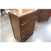 Image 2 : VINTAGE WALNUT 4-DRAWER DRESSER