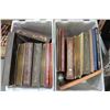 Image 1 : 2 TOTES OF ANTIQUE RECORDS