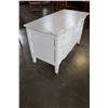 Image 2 : 3-DRAWER PAINTED WHITE DRESSER