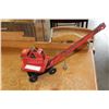 Image 1 : VINTAGE JONES METAL TOY CRANE