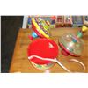 Image 2 : THREE VINTAGE KIDS TOYS