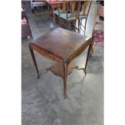 ANTIQUE KNETCHEL QUARTER SAWN OAK 2-TIER PARLOR TABLE