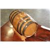 Image 3 : VINTAGE BARRELL ON STAND