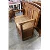 Image 2 : ANTIQUE OAK STORAGE BENCH CONVERTS TO TABLE