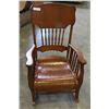 Image 2 : ANTIQUE OAK ROCKING CHAIR