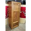 Image 2 : VINTAGE 1-DOOR OAK WARDROBE