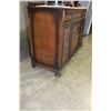 Image 2 : ANTIQUE OAK SERVER BY STRATHROY FURNITURE