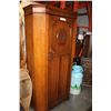 Image 2 : ANTIQUE 1-DOOR OAK WARDROBE WITH KEY SHIP MOTIF AND BAKELITE HANDLE