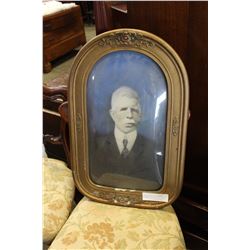 ANTIQUE BOWED GLASS FRAMED PICTURE