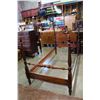 Image 1 : ANTIQUE MAHOGANY SINGLE SIZE POSTER BED FRAME