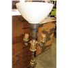 Image 2 : VINTAGE FLOOR LAMP