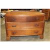 Image 1 : DOUBLE SIZE WALNUT POSTER BED FRAME