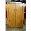 Image 1 : BIRDS EYE MAPLE WARDROBE