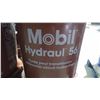 Image 2 : 4 - 18 litre pails of mobile hydraulic 56 transmission / differential fluid