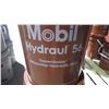 Image 1 : 4 - 18 litre pails of mobile hydraulic 56 transmission / differential fluid