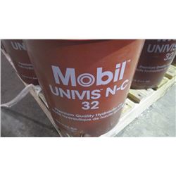 4 - 18.9 litre mobile univis N-C 32 hydrolic quality oil
