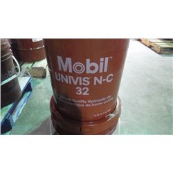 4 - 18.9 litre mobile univis N-C 32 hydrolic quality oil