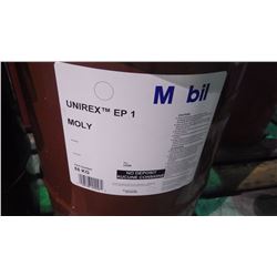1 - 55kg Mobile Unirex EPI moly grease