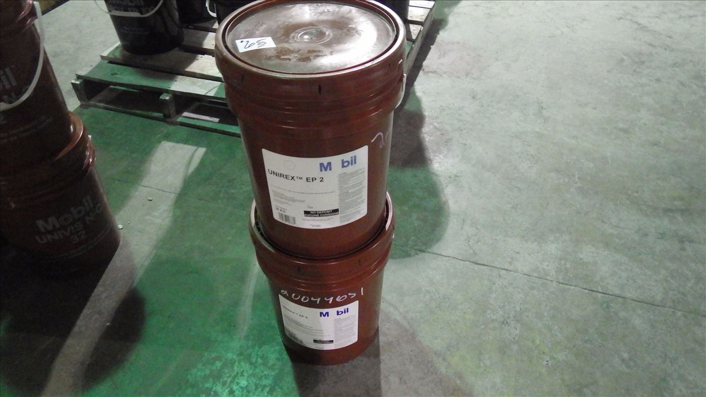 2 16 kg Mobile Unirex EP2 grease