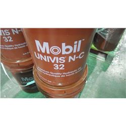 4 - 18.9 litre Mobile Univis N-C 32 Premium quality hydraulic oil