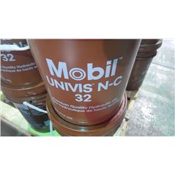 4 - 18.9 litre Mobile Univis N-C 32 Premium quality hydraulic oil