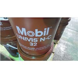 4 - 18.9 litre Mobile Univis N-C 32 Premium quality hydraulic oil