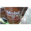 Image 1 : 4 - 18.9 litre Mobile Univis N-C 32 Premium quality hydraulic oil
