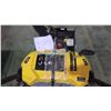 Image 5 : Craftsman Professional snowblower with briggs and straton 8 hp - 27" cut;  good condition, less than