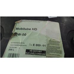 205 litre Mobilube HD 80W-90 gear lube