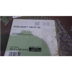 200 litre drum Mobil gear XP100 industrial industrial gear fluid oil / hydraulic oil