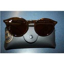 AUTHENTIC RAYBAN SUNGLASSES W/CASE
